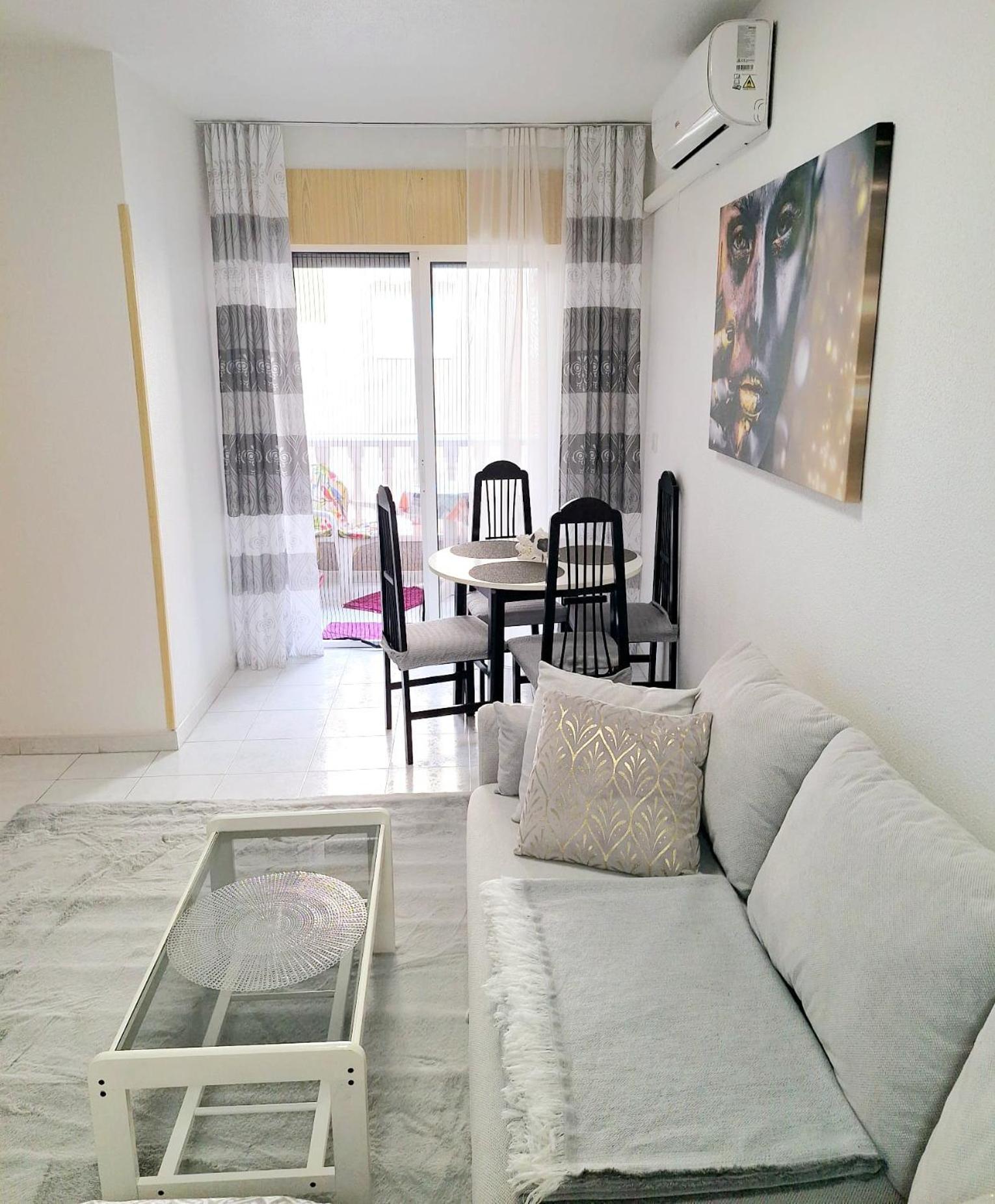Solymar Torrevieja Apartment Bagian luar foto